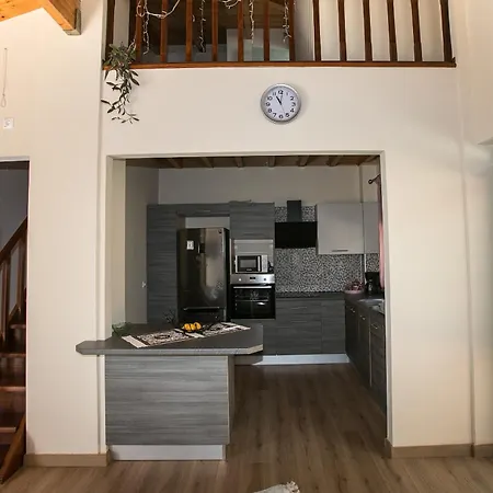 Vincenzo Variko Villa *